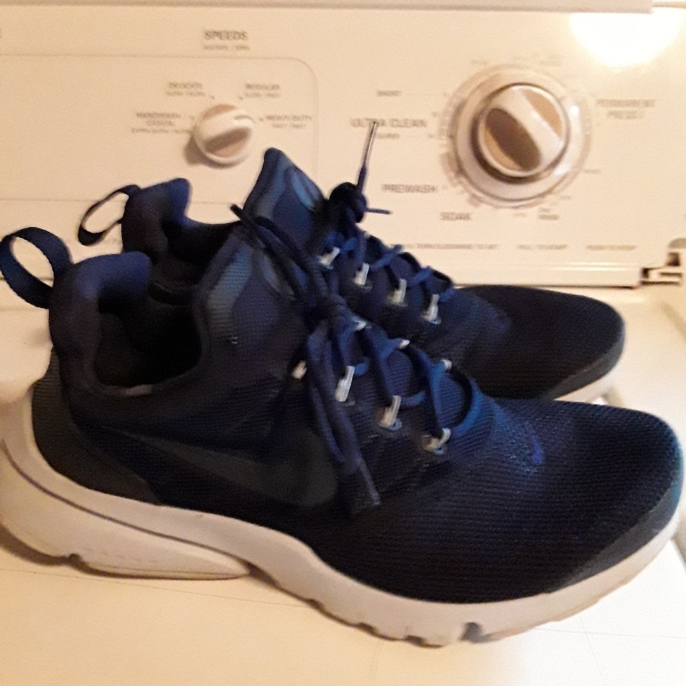 Nike shoes